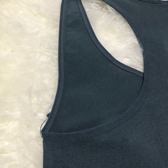 SALE💃🏼 Racerback Tank Soft & Stretchy - Picture 6 of 8